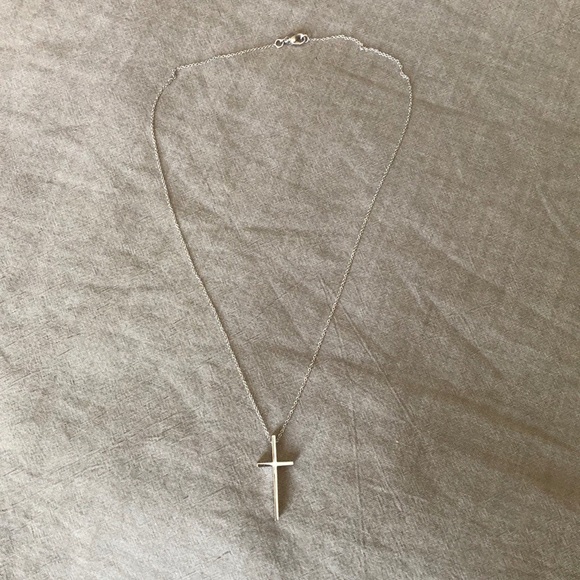Tiffany & Co. 18K white gold cross necklace - Picture 3 of 4